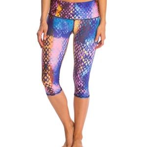 new Teeki sea fairy capris NWT